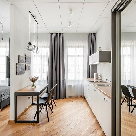Piano Apartments Kaunas Esterno foto
